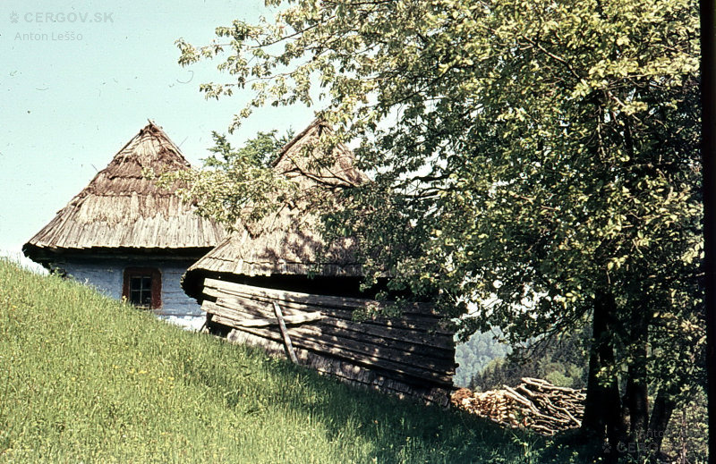 Pôvodná drevenica v osade Baranie