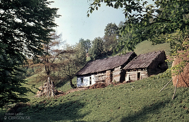 Drevenica Jána Starinského v osade Ambrušovce